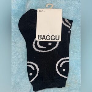 BAGGU Black and White Happy Face Socks Sz Women’s OS NEW NWT